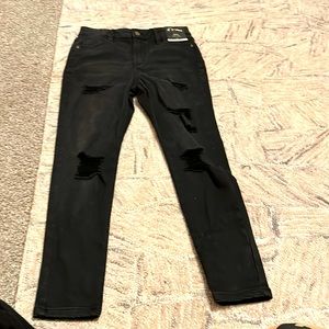 Black high rise, ankle length skinny jeans